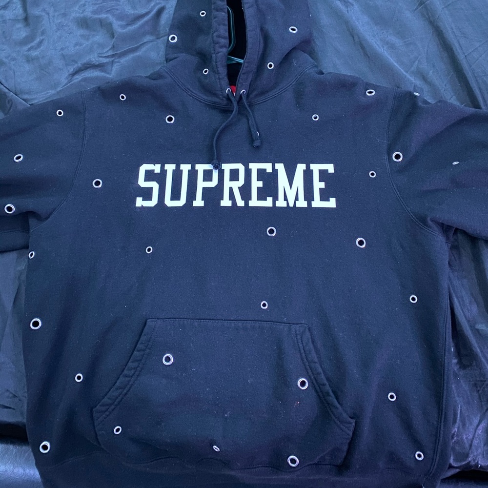 (REAL) Supreme Eyelet Hoodie (black)